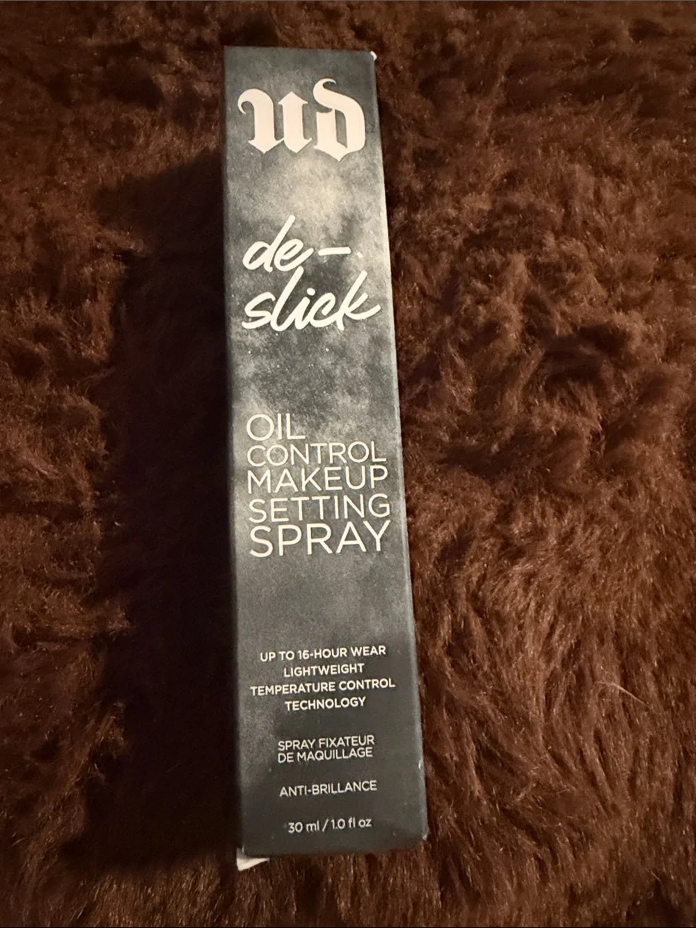 Urban Decay De-Slick Oil Control Setting Spray – Black Packaging